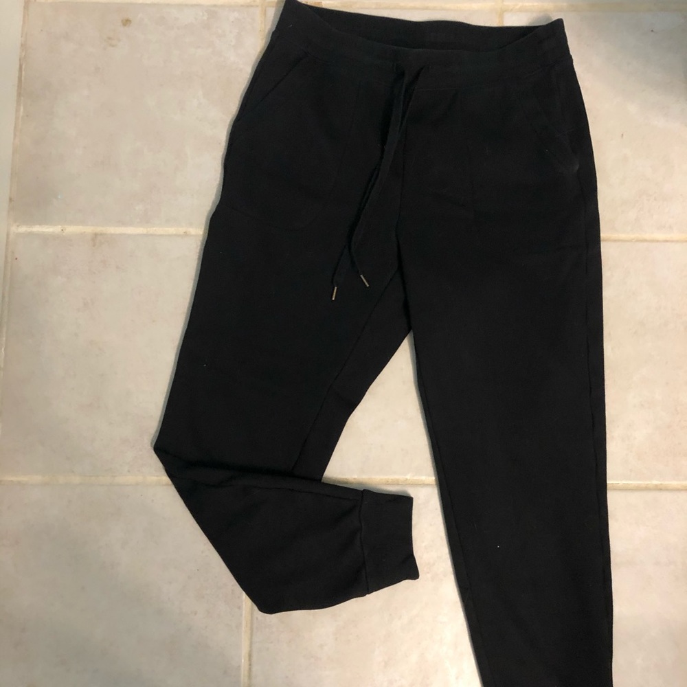 Black swear pants